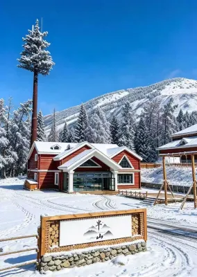 Banshan Live · Aesthetic Homestay (Kanas Old Village) - 주차장