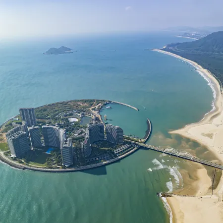 Liwo Surfing Seaview Hotel