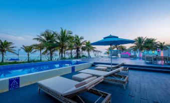 Small Path Bay Beach with Sea View and Beautiful Accommodation