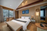 Yuncong Duohua Hot Spring Resort Center