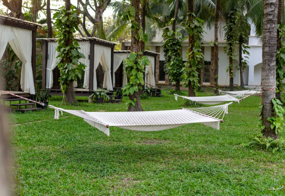 Lotus Blanc Hotel