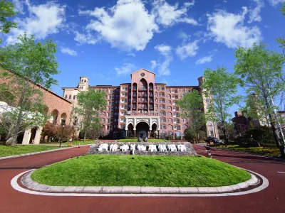 Tianyi Fangcaodi Holiday Hotel Hotels near Fairy Mountain National Forest Park