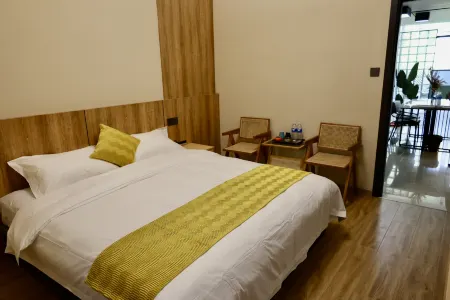 Longling Ruiyang Jiansu Отели в г. Лунлинь