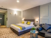 Manhattan Business Hotel Hotels near Hard Rock
