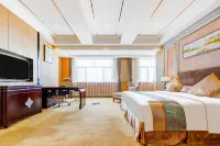Kaijing Ka Wah Hotel Отели рядом с достопримечательностью «Академия Хуранбера (Западный Кампанией)»