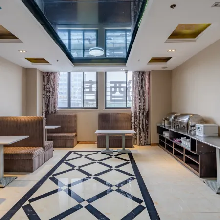 Junyi Hotel Chain Chaohu wanda plaza Taihu Mountain Road Branch