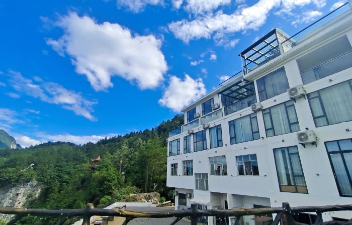 Bashan Love Cliff Homestay