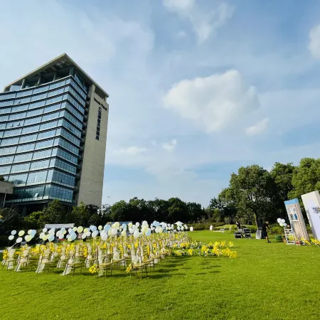 Dusit Thani Dongtai Отели в г. Донтай