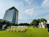 Dusit Thani Dongtai Hotels in Dongtai