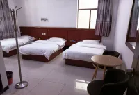 Maitreya Tongfu Hotel (Qinglai Park Giant Century Square Branch)