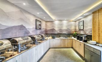 Porter New Century Hotel (Taizhou Jiaojiang Commercial Street)