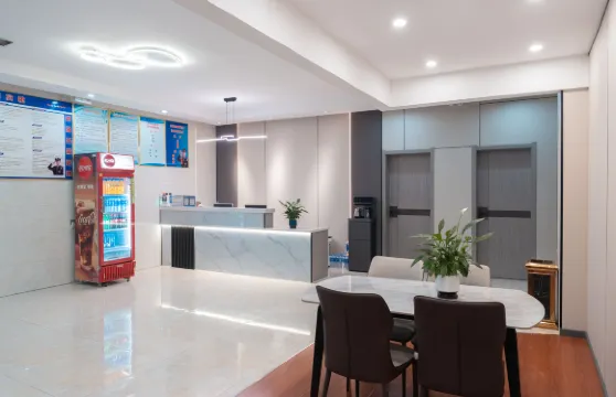 河津e網快捷酒店