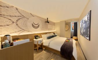 Elong Leisure Hotel (Loudi Railway Station Liangang Walmart)
