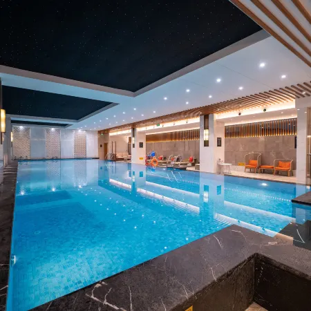 Yinlong Hotel