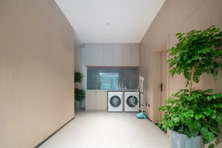 Yunyi Smart Sleep Hotel (Yunzhou Chunyu Auto City, Wucheng District) Отели рядом с достопримечательностью «Huazu Temple»