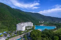 LIJIANG SOURCE RESORT HOTEL - parking