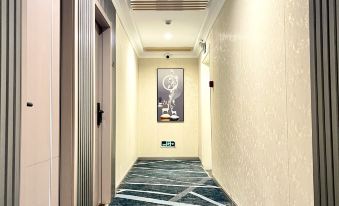 Yunzhiyue Hotel (Xi'an TV Tower Metro Branch)