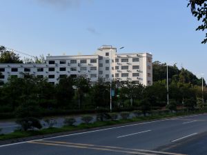 Guangning Yuyu Hotel