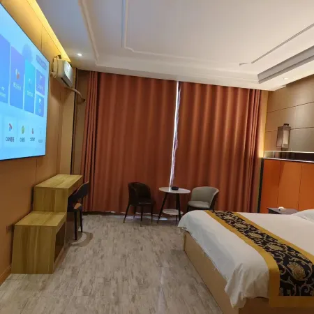 Qin'an Yunshang Qingju Hotel
