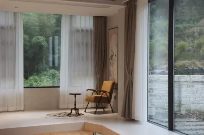 Yanlai Mountain Residence Light Luxury Guesthouse (Yanziyan Branch)