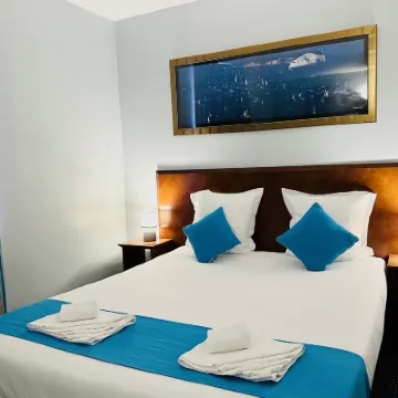 Hôtel Bellevue Montmartre Отели рядом с достопримечательностью «Концертный зал Le Trianon»