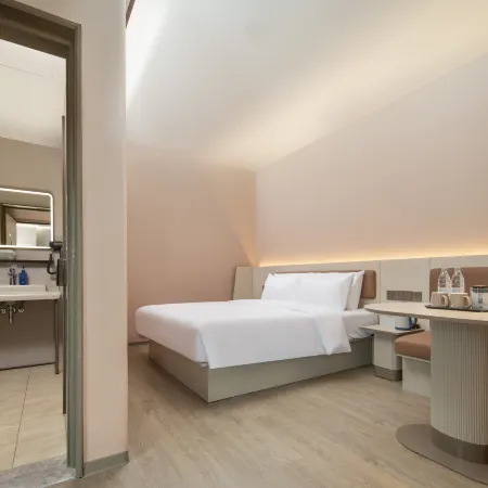 HanTing Hotel (Guang'an Huaying)