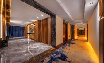 YuFeng·LanYue Boutique Hotel (Harbin Central Avenue)
