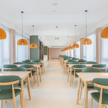 Nanyang WeShang Select Hotel (Jianshe West Road Railway Station Branch)