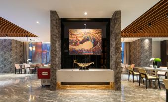 The GiorgioMorandi Hotels (Linyi People's Square Wanxianghui)