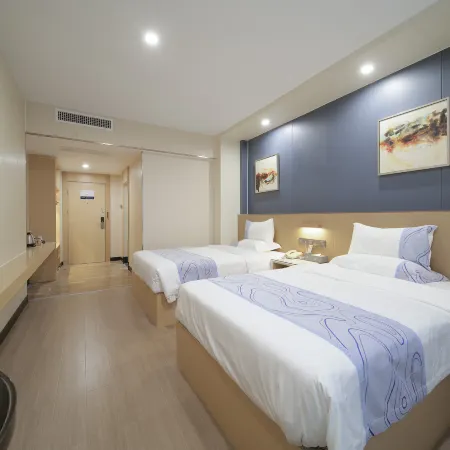 Yeste International Hotel (Yulin Bobai Baozhongbao Pedestrian Street)
