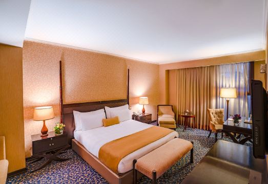 에스피나스 호텔 로비