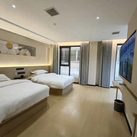 Shibing Liu's Hotel (Shanmu River Night Rafting Scenic Area Entrance) Hotels in Shibing County