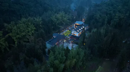 Huashuiwan Xiyuxi Hot Spring Homestay