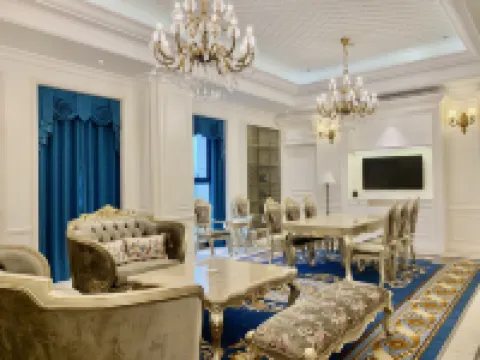 Baofeng International Hotel