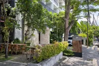 Taksu Sanur Hotel Отели рядом с достопримечательностью «Санур»