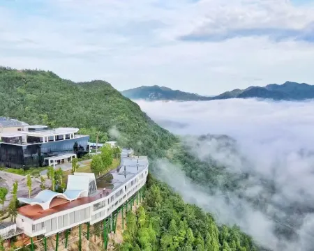 Pan'an Yunhai Ark Resort Hotels in Pan'an