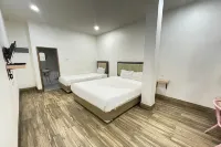 Residence 8 Hotels in 