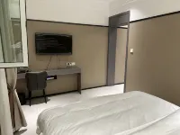 Lanyaju Homestay (Yining Airport)