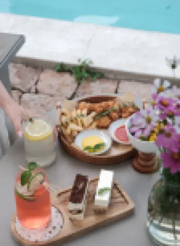 兩衹土撥鼠·野奢私湯度假莫干山民宿