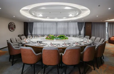 Taizhou Junhua Yixiang Hotel (Wenling Daxi Branch)