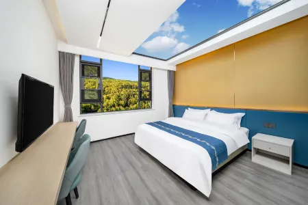 Siguniangshan Yixuan Homestay (Shuangqiaogou Scenic Area Branch) Отели рядом с достопримечательностью «Shuangqiao Valley»