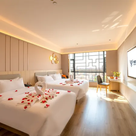 Zhouzhi International Hotel (Kunming Changshui Airport T1)