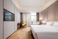 Jiuzhou International Hotel Hotels in He County
