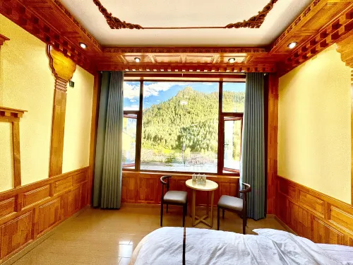 Zhagana Pure Land Homestay Hotel di Têwo