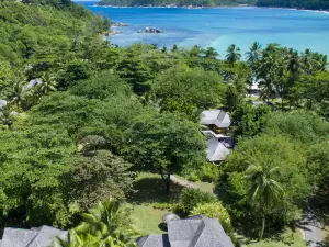 Popular Premium Hotels in Port Glaud