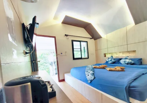 Charming Lipe Beach Resort