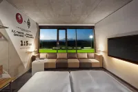 H4 Hotel Mönchengladbach im Borussia-Park Hotels in der Nähe von Friedhof Lürrip 1888 - 1956