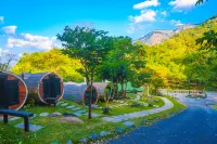 The Rock Lodge - Homestays