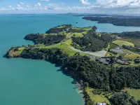 Omana Hotel di Beachlands