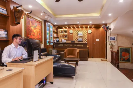Art Hotel Ha Noi Отели рядом с достопримечательностью «Thang Long Water Puppet Theatre»